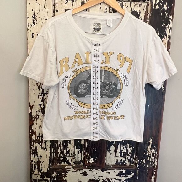 Women’s Rugged Gypsy Retro Rally 97 Motorcycle T-shirt. Size Medium. - Picture 2 of 8